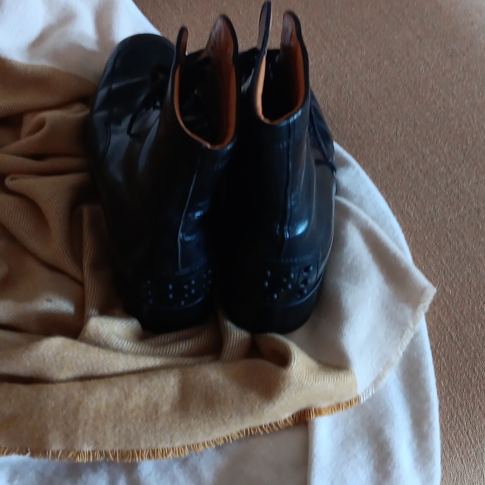 Tod's Black Leather Boots - Picture 2 of 12